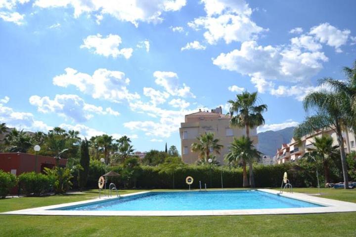 GRAN OCASIÓN: PISO DE 2 DORMITORIO EN EL PUERTO DE ESTEPONA photo 0