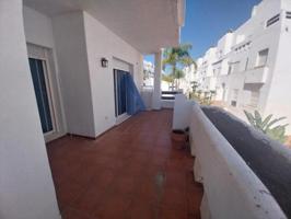 CON BUENA TERRAZA, FABULOSA VIVIENDA DE 3 DORMITORIOS EN ZONA TRANQUILA photo 0