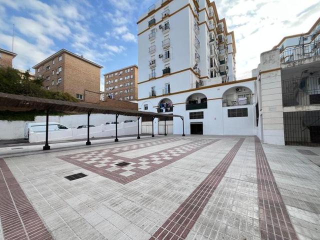 ¡GRAN OPORTUNIDAD EN ESTEPONA! LOCAL COMERCIAL EN BRUTO CON INFINITAS POSIBILIDADES photo 0