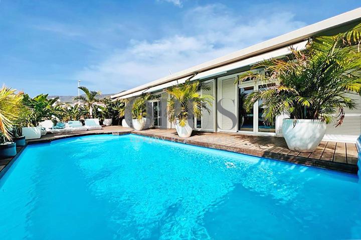 Villa en El Madronal photo 0