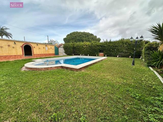 CHALET CON PISCINA EN CONIL photo 0
