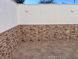 MAGNIFICO UNIFAMILIAR EN PUEBLO DEL ALBA photo 0