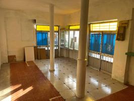 Local Comercial en venta en Barbate photo 0
