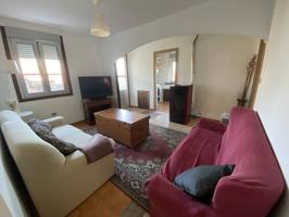 Chalet independiente en venta en Coruxo photo 0