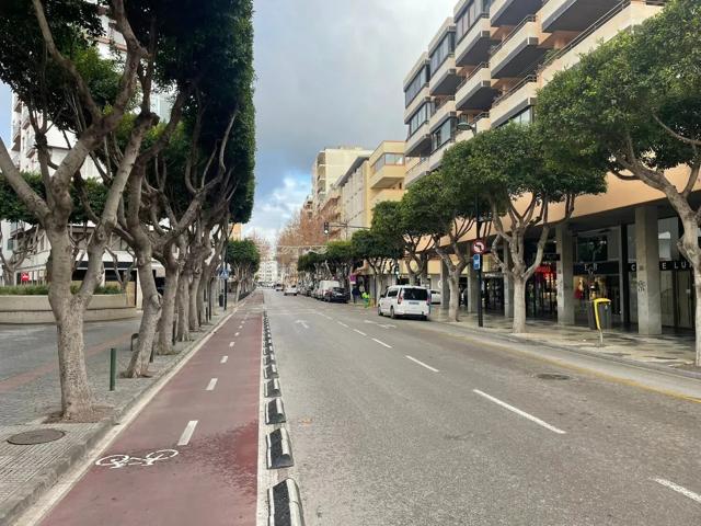 Piso En venta en Avenida De Bartomeu De Roselló, 17. 07800, Centro - S'Eixample - Can Misses, Ibiza (baleares), Ibiza photo 0