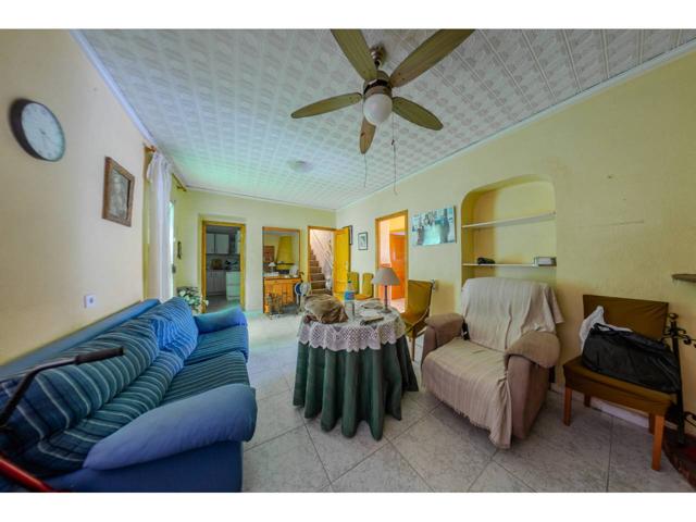 Chalet adosado en venta en Vistabella(30003) photo 0