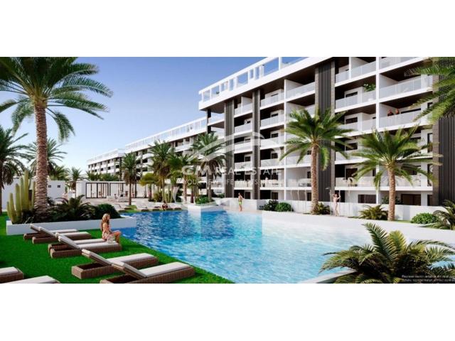 Piso En venta en Torrevieja photo 0
