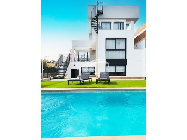 Villa En venta en Algorfa photo 0