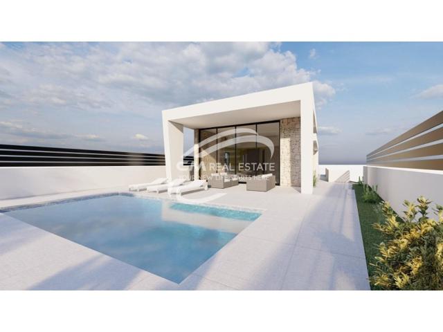 Villa En venta en Torrevieja photo 0