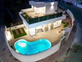Villa En venta en Rojales photo 0
