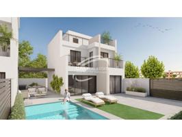 Villa En venta en Los Alcázares photo 0