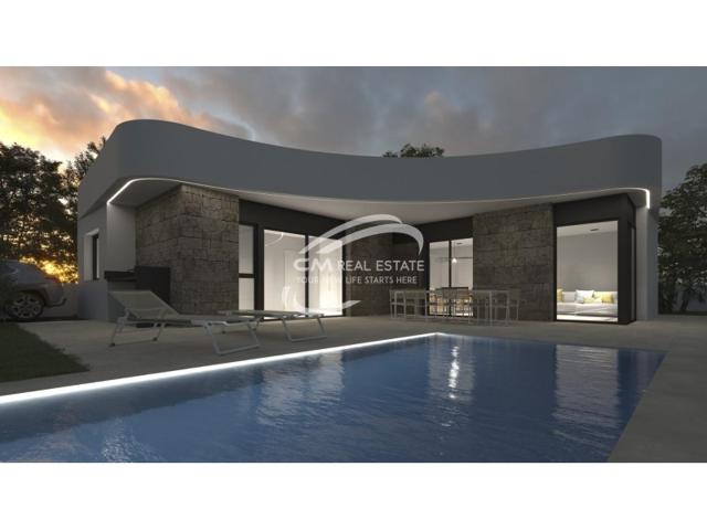 Villa En venta en Los Montesinos photo 0
