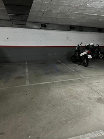 ¡PLAZA DE PARKING EN RONDA SANT OLEGUER! photo 0