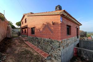 ESPECTACULAR CASA DE OBRA NUEVA EN AGORA PARK, TORDERA photo 0