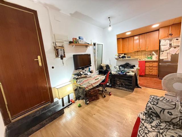 Piso En venta en L'Hospitalet de Llobregat photo 0