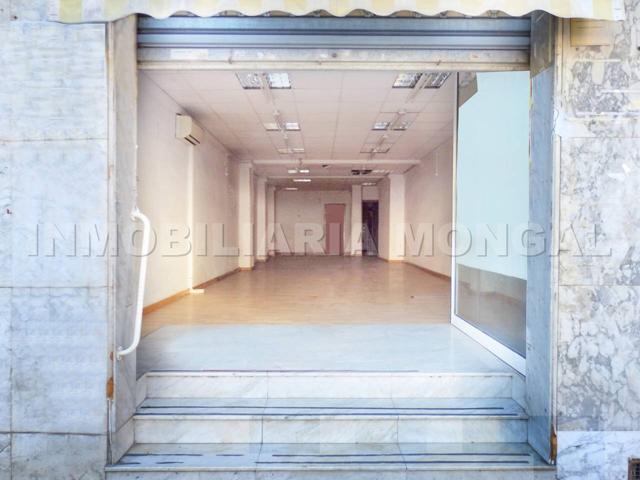 PERFECTO LOCAL COMERCIAL EN DOS PLANTAS, ZONA MUY COMERCIAL, ALTA AFLUENCIA DE PEATONES, APTO PARA CUALQUIER ACTIVIDAD photo 0