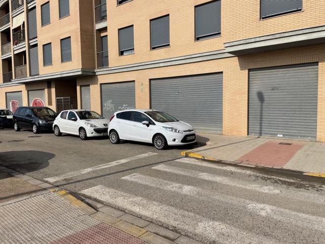 Local comercial en la Pobla de Farnals photo 0