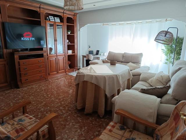 SE VENDE BONITO PISO photo 0