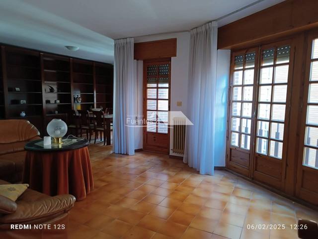 Se vende piso en el centro de Baza. photo 0
