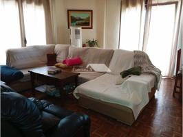 Se vende piso en el centro de Baza photo 0