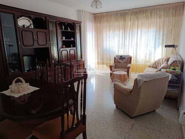 Se vende piso en Baza photo 0