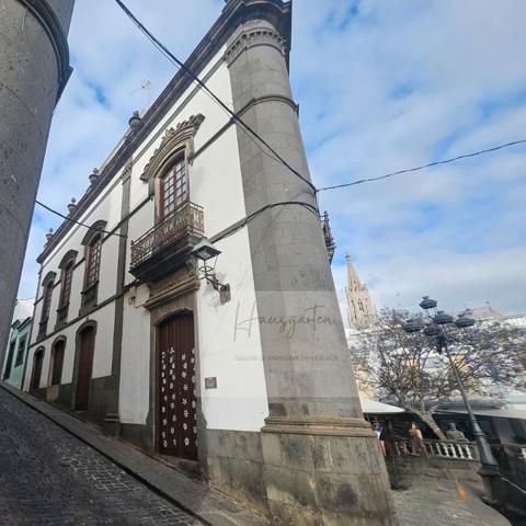 Villa En venta en Arucas photo 0