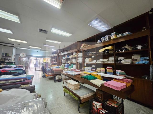 Local En venta en Las Palmas de Gran Canaria photo 0