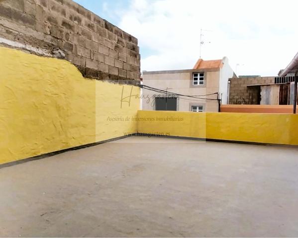 Villa En venta en Telde photo 0