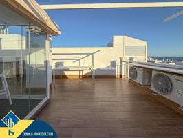 Gumersindo! Lujoso atico + Amplia terraza y enorme solarium privado con vistas panorámicas al mar photo 0