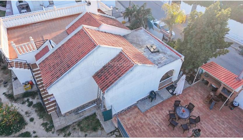 Oportunidad! Magnifico chalet en planta baja con gigantesca parcela y amplio solarium photo 0