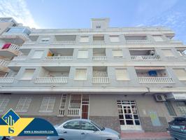 Edificio Galeon! Amplio apartamento con excelentes calidades y ubicación privilegiada, 350 mts playa photo 0