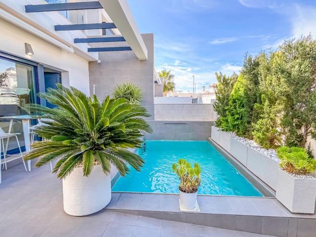 Casa En venta en Pau 26, Orihuela Costa photo 0
