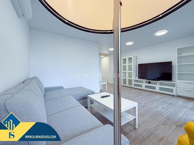 Ramon Gallud! Espectacular apartamento con increíble diseño y reforma a estrenar photo 0