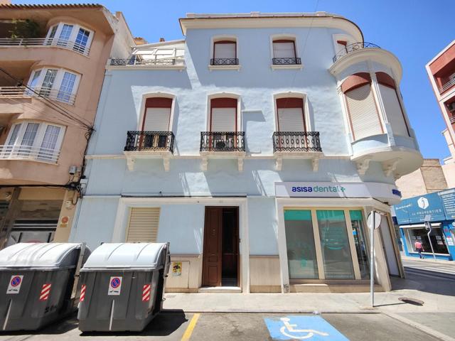 Amplio Piso en Ramon Gallud con posibilidad de convertir en 3 apartamentos photo 0