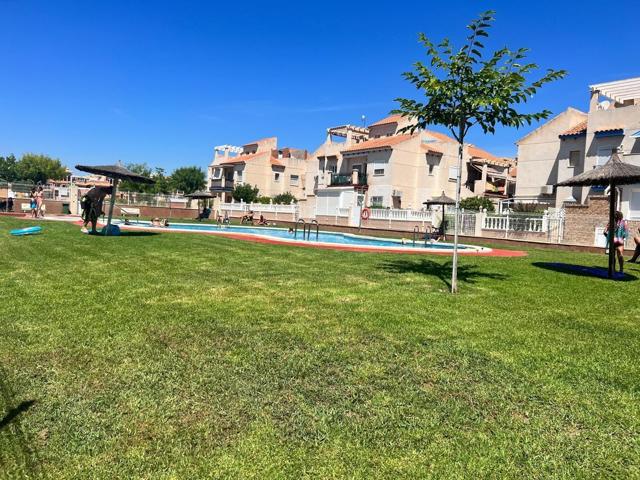 Espectacular Bungalow planta baja de 3 habitaciones en Playa Flamenca photo 0