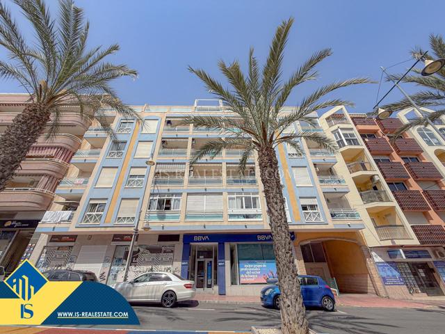 Avenida Habaneras! Fantástico apartamento con excelentes vistas despejadas y piscina comunitaria photo 0