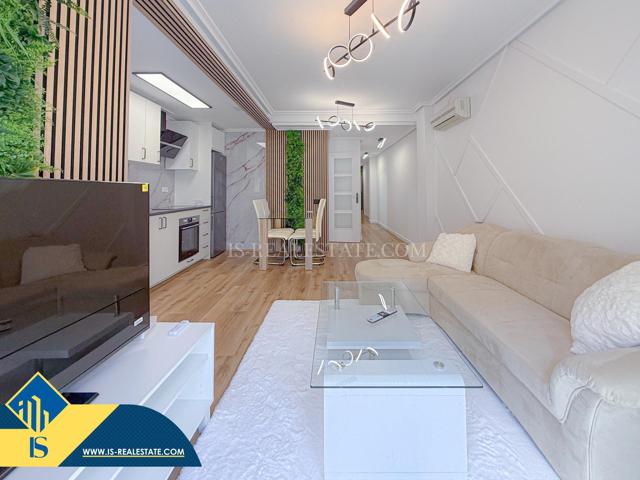 Playa del Cura! Exclusivo apartamento con increíble diseño a 450 metros de la playa photo 0