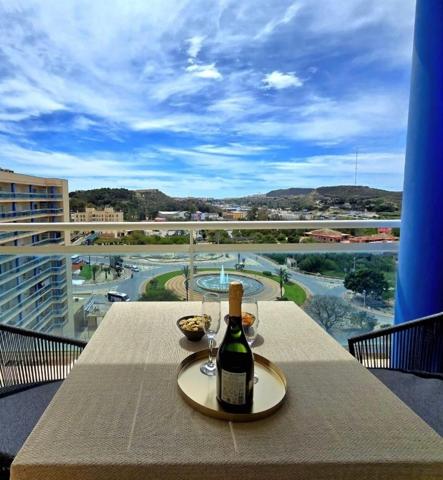 Acogedor apartamento con vistas a la piscina en Guardamar del Segura photo 0