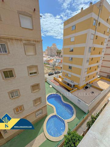Novedad! Estupendo apartamento con excelentes vistas despejadas y piscina comunitaria photo 0