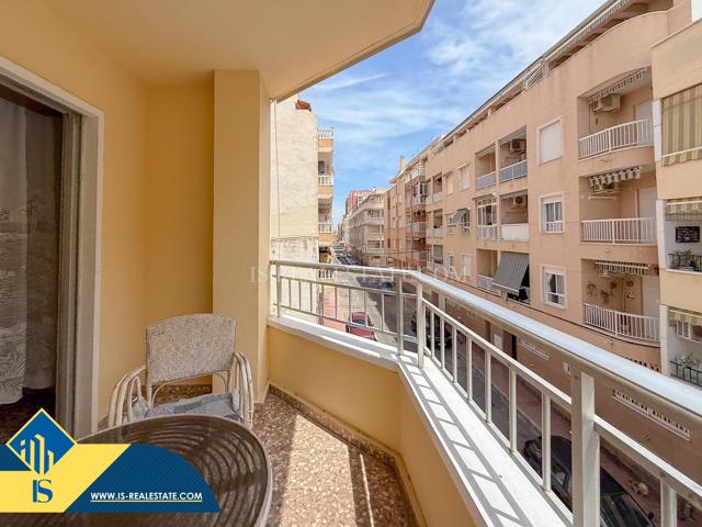 Calle Noruega! Estupendo apartamento (sur) con excelente distribución de espacios y Garaje incluido photo 0