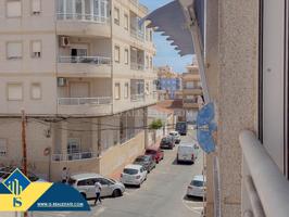 Buen Precio! Acogedor apartamento con amplios espacios en el corazonistas de Torrevieja photo 0