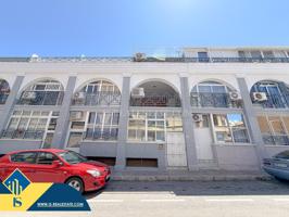 Oportunidad! Magnifico apartamento tipo bungalow con amplia terraza! photo 0
