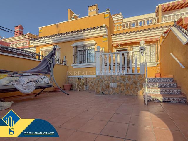 Interesante adosado con excelente distribución de espacios y buenas calidades + Piscina comunitaria photo 0