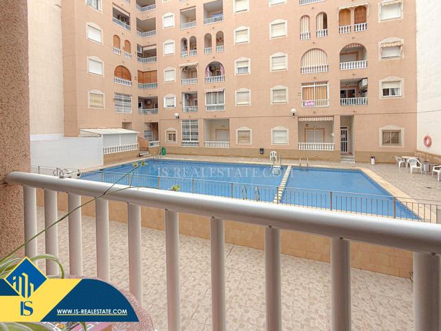 Apartamento con excelentes vistas a la piscina comunitaria y Garaje incluido en el precio photo 0