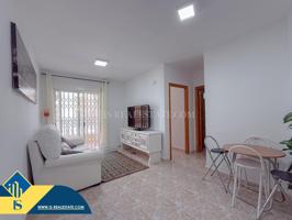 Estupendo apartamento en el corazón de Torrevieja, en urbanización privada con piscina comunitaria photo 0