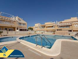 Interesante Bungalow para reformar con impresionante terraza y preciosas vistas a la piscina photo 0