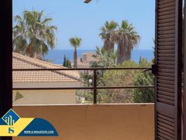 Oferta Especial ! Fantástico apartamento con impresionantes despejadas y al mar photo 0