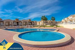 Altos de la Bahia! Espectacular Chalet pareado con amplia parcela y parking + Solarium photo 0