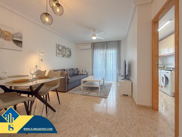 Espectacular apartamento seminuevo con amplia terraza + Garaje y Trastero incluido (450 mts playa) photo 0