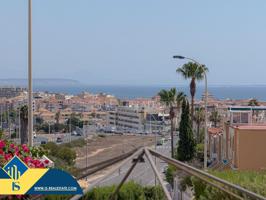 Torreblanca! Espectacular apartamento con increíbles vistas panorámicas a la laguna rosa y al mar! + 3 piscinas comunitarias photo 0